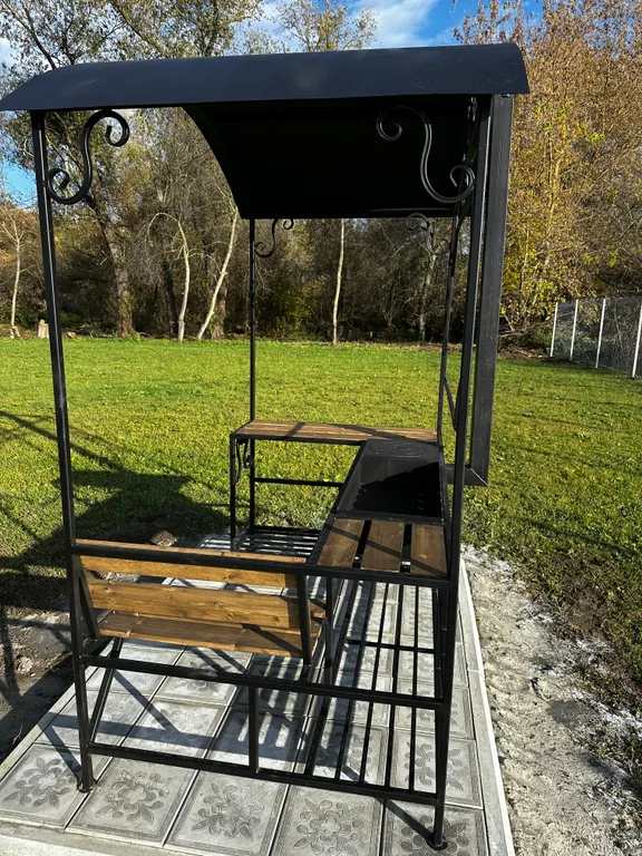 Дом на реке