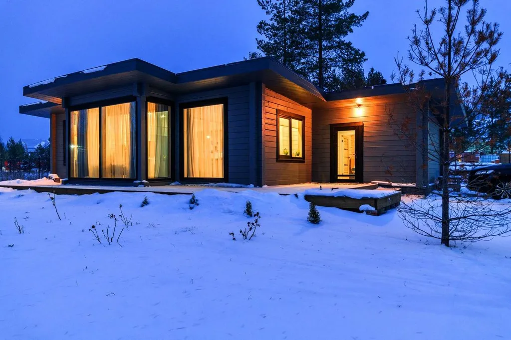 Уютный новый коттедж на берегу Финского залива
С баней на дровах