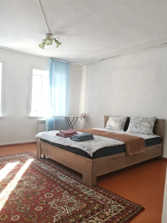 Домик в предгорье горы "50 лет"