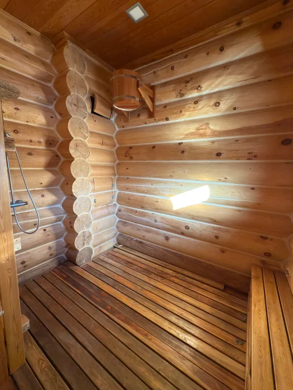 Котедж в заповедном лесу