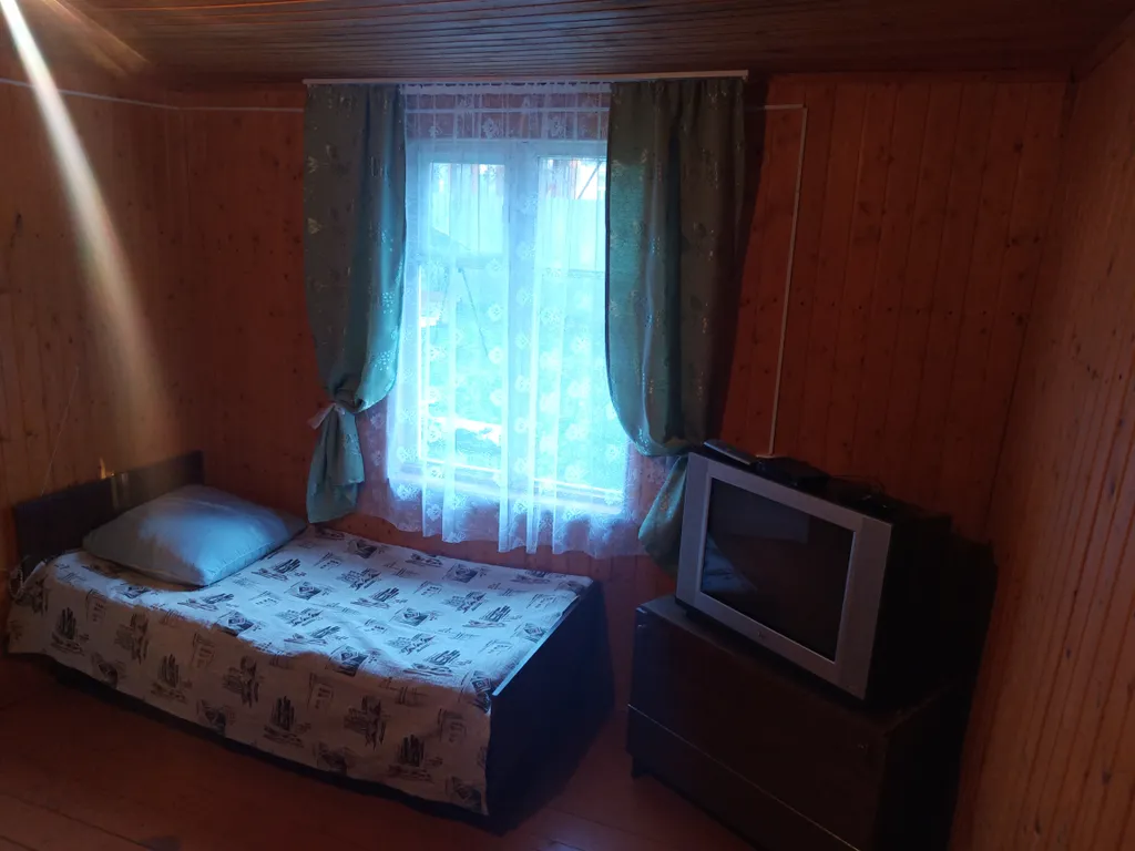 Домик у реки