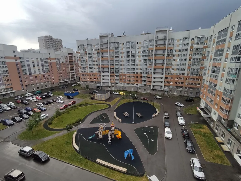 Просторная однушка у метро