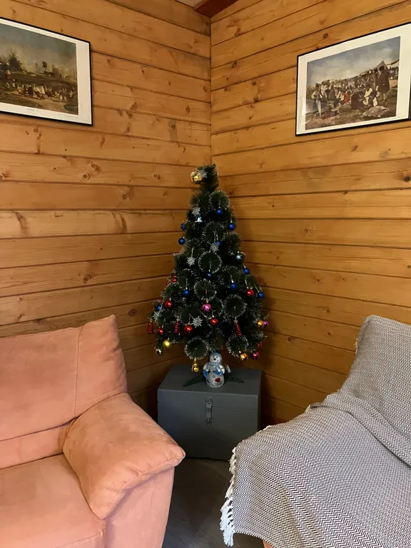 Уютный дом в деревне рядом с рекой Ока