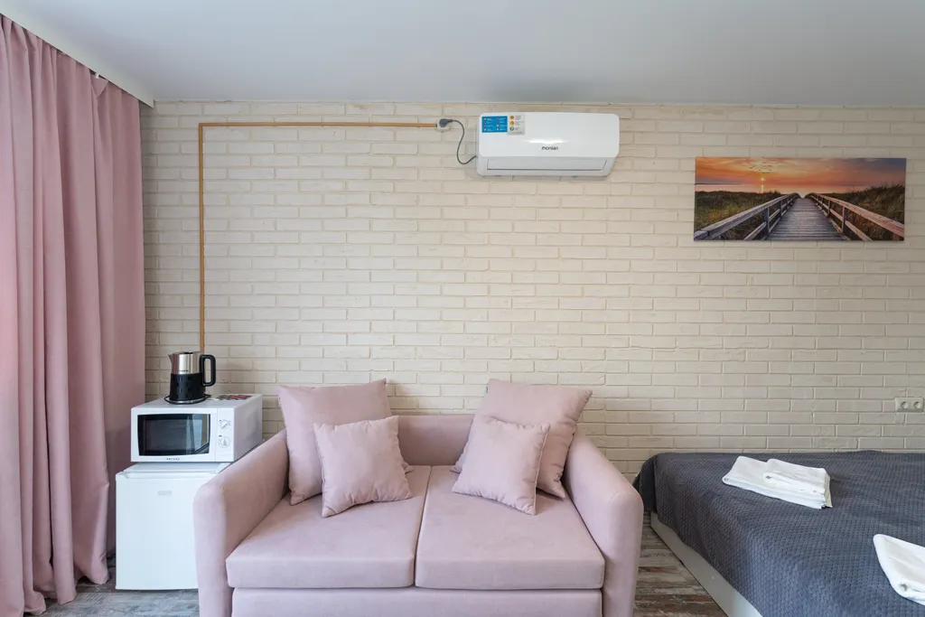 Дом с баней и бассейном