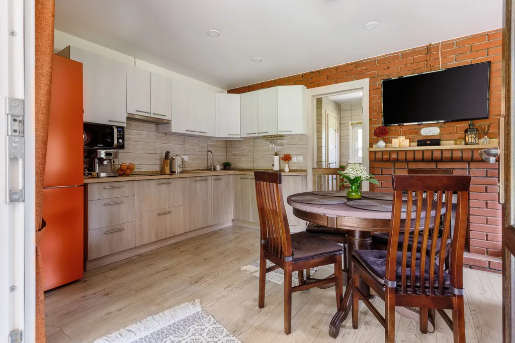 Дом с русской баней и горячей купелью