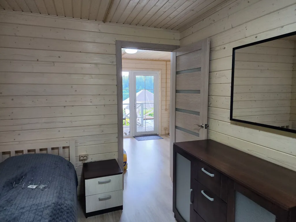 Апартамент с террасой и видом на озеро