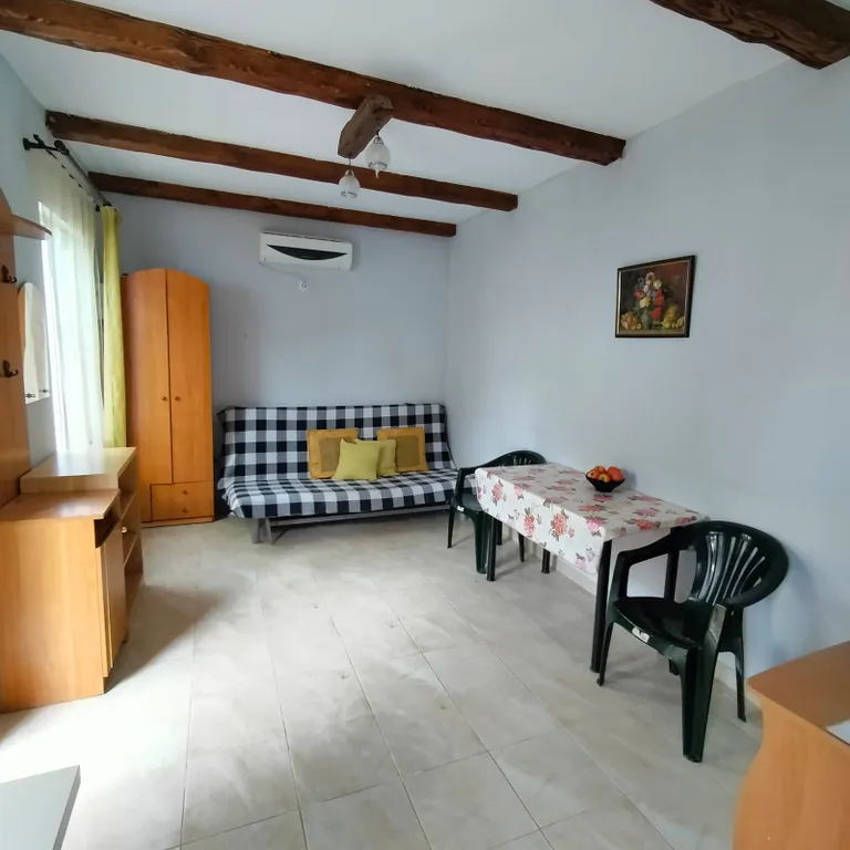 Коттедж Уютный дом у моря — Сухум