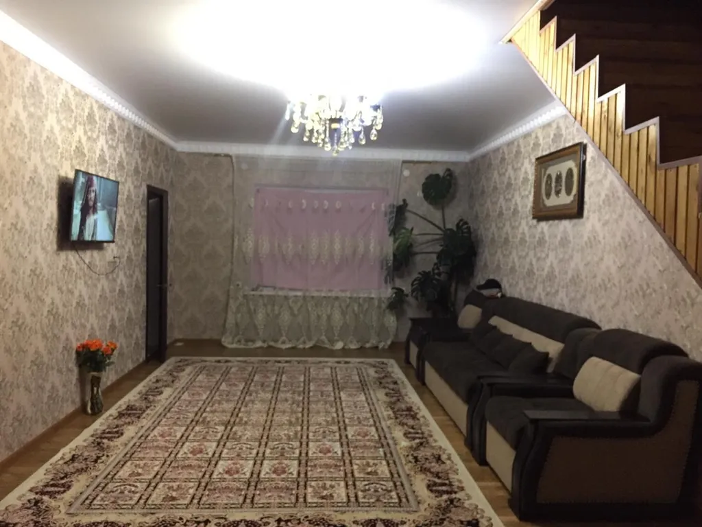 Большой уютный дом с видом на горы