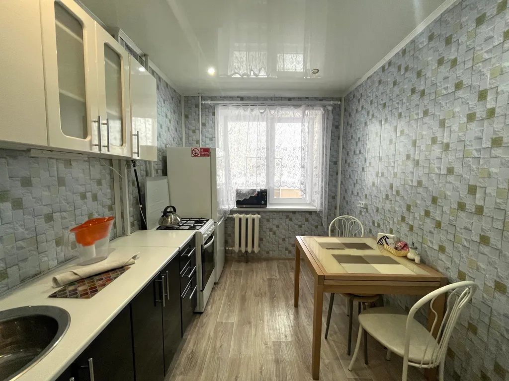 Однокомнатная квартира с большой кухней и лоджией