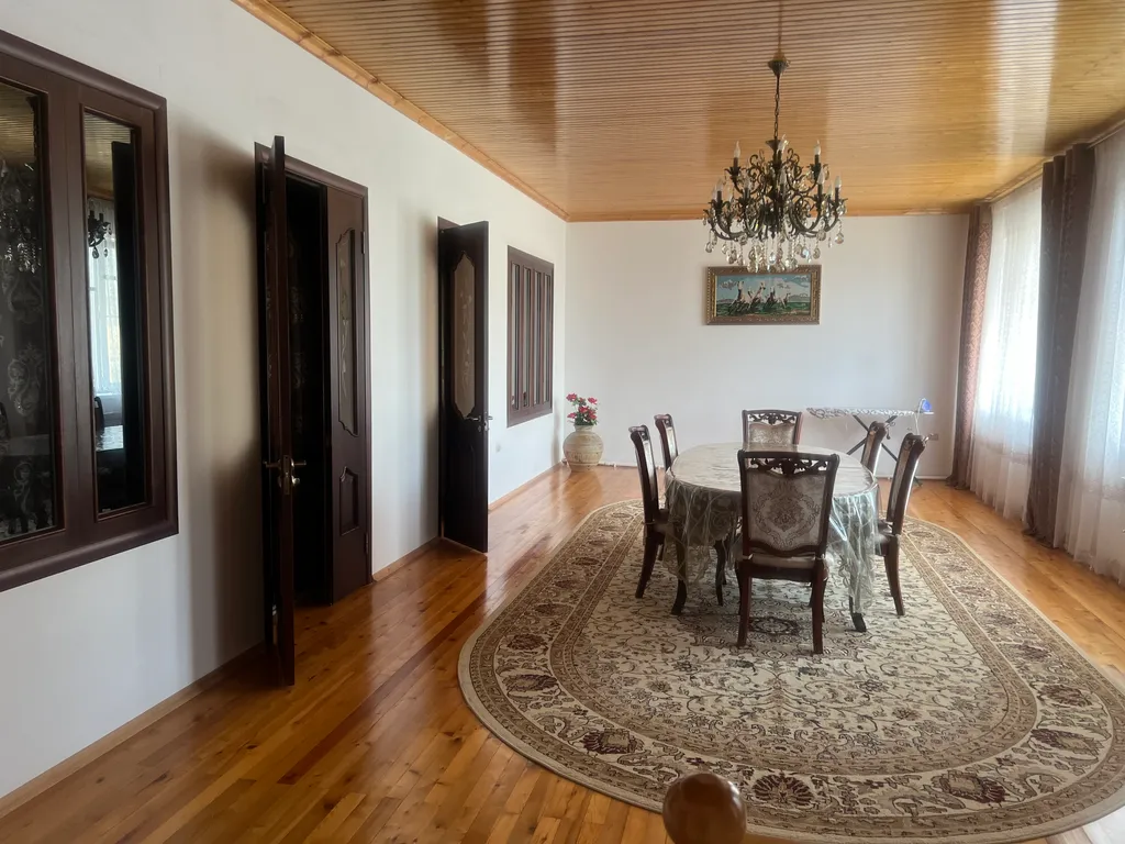 Дом в Гунибе с видом на горы