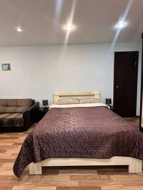 Квартира недалеко от ж/д вокзала, центра города и порта