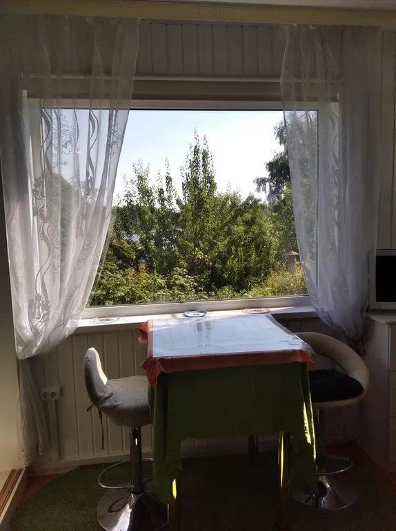 Домик у берега Волги