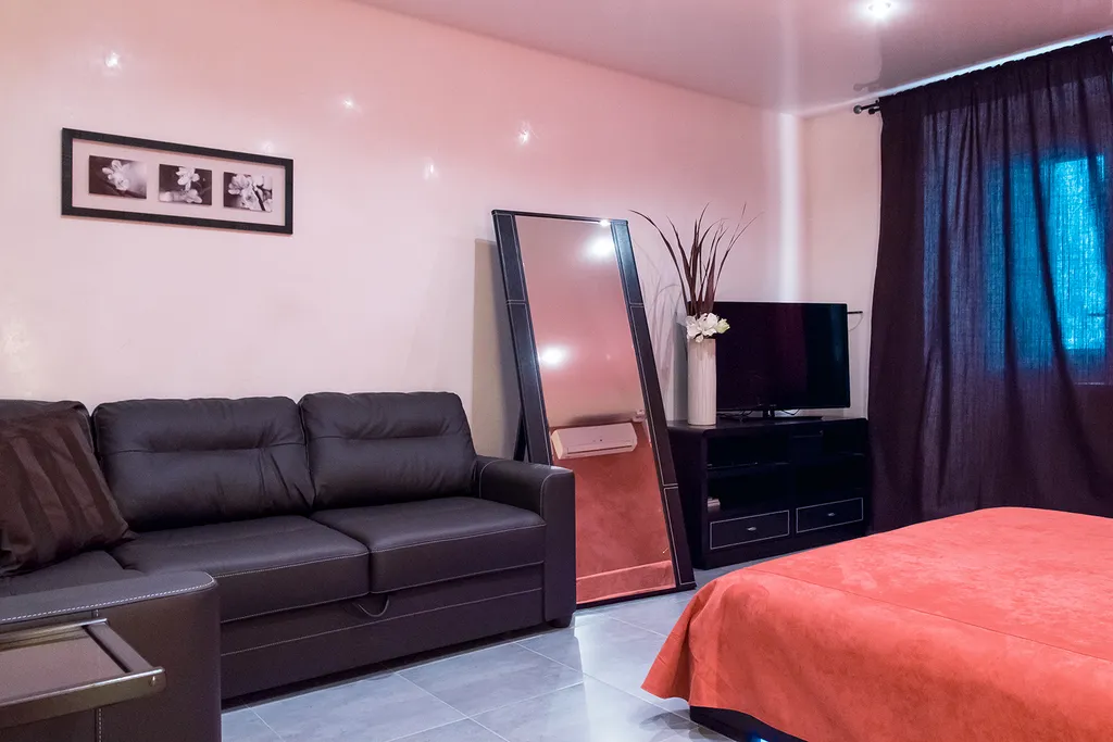 Однокомнатная, комфортабельная квартира класса люкс в центре