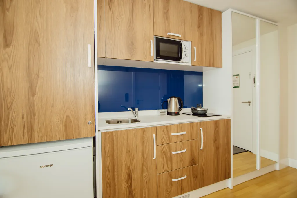 Студия с видом на море