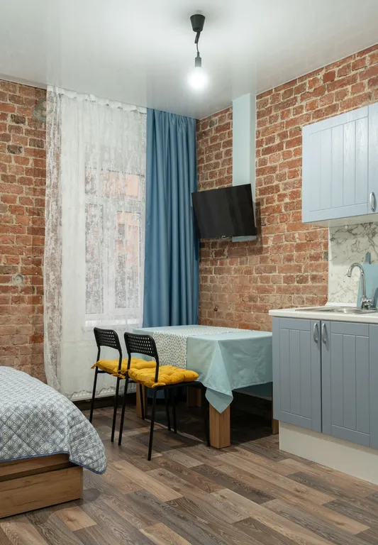 Студия у метро