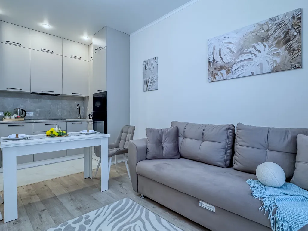 Квартира рядом с большим ТЦ и парком в центре