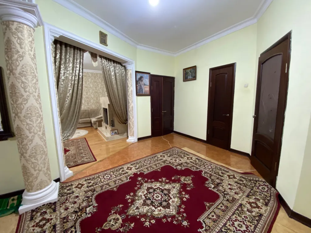 Уютный одноэтажный дом с двором, мангалом и беседкой