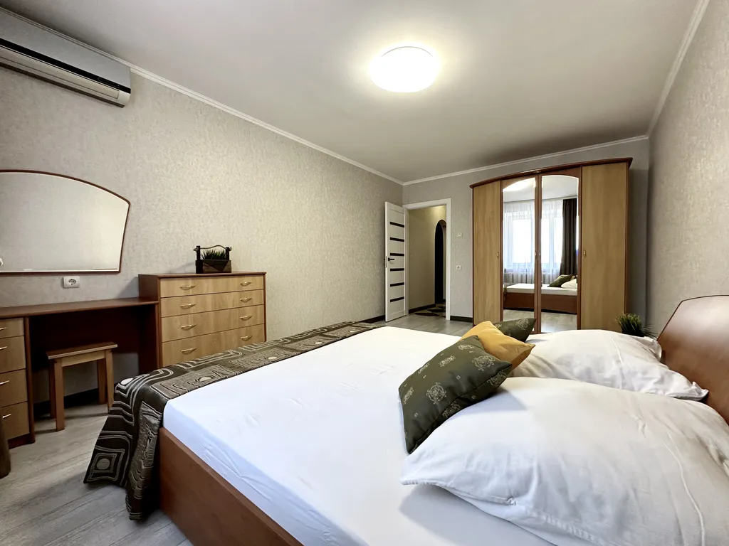 3-комнатная квартира в центре. Рядом с ОГУ