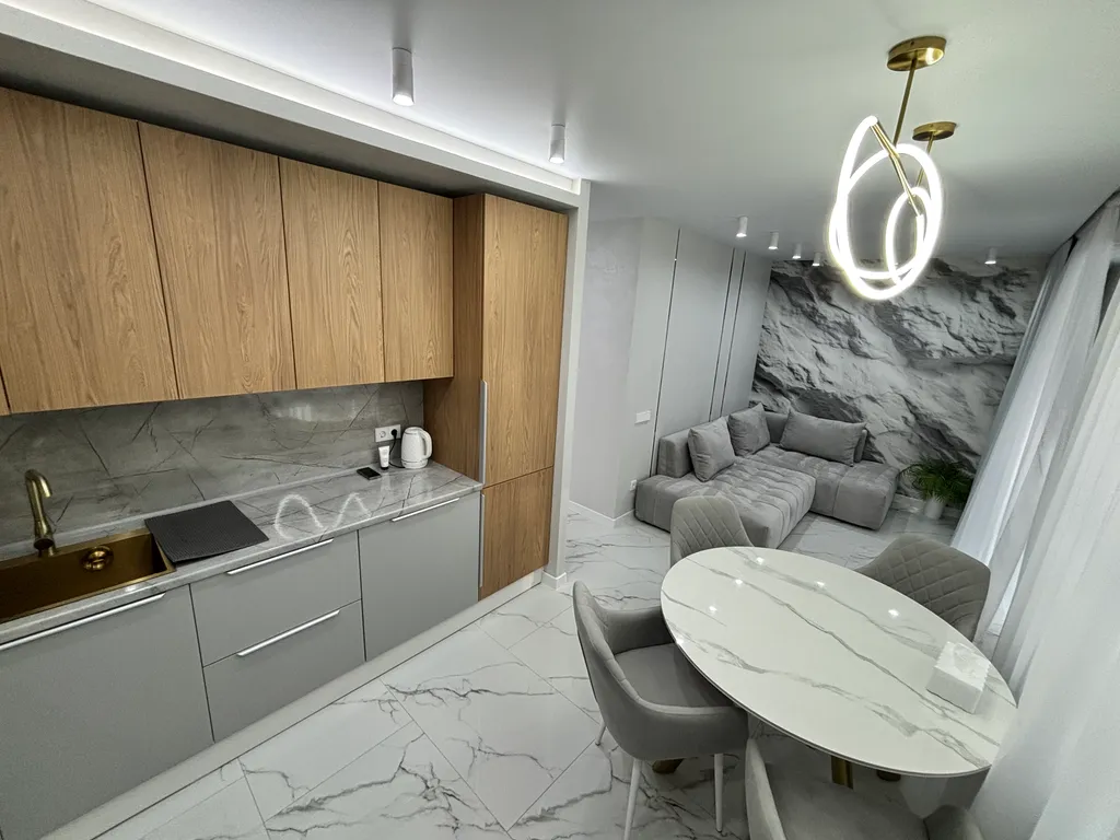 Комфортабельная евро-трехкомнатная квартира — аренда посуточно в Киров