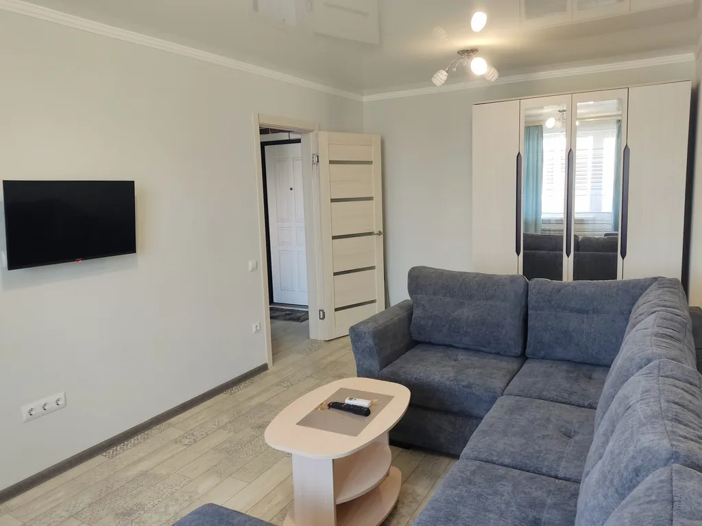 Уютная квартира в самом центре — аренда посуточно в Саратов