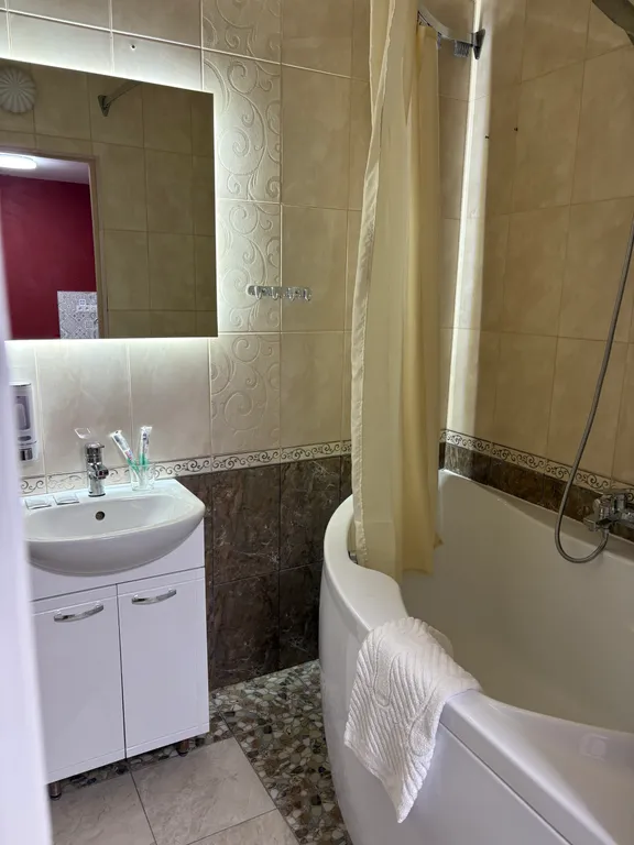 Уютная 2-х комнатная квартира