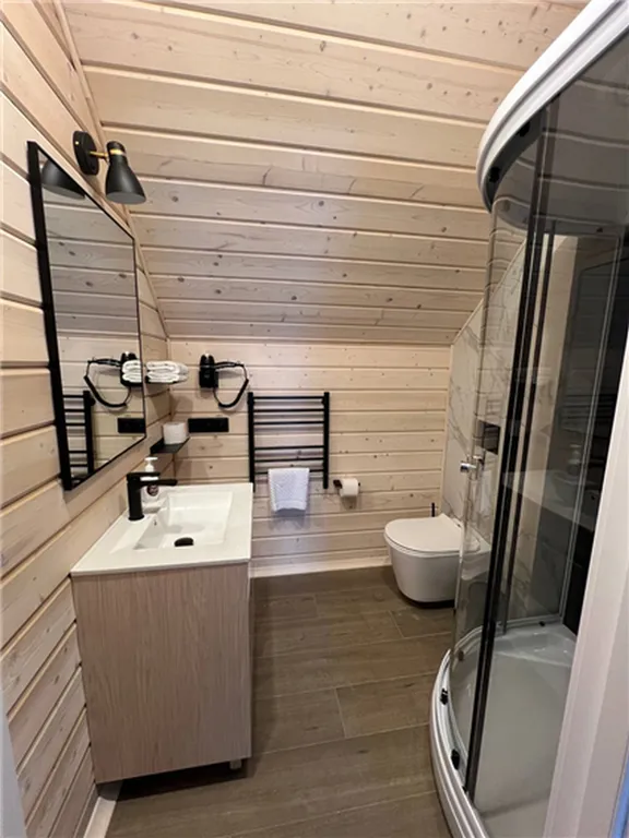 Дом на берегу Волги с баней бочкой