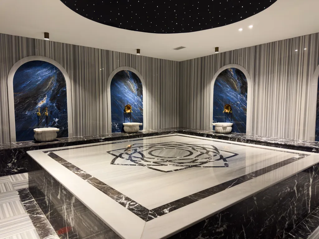 Excellence с видом на море, бассейном и SPA