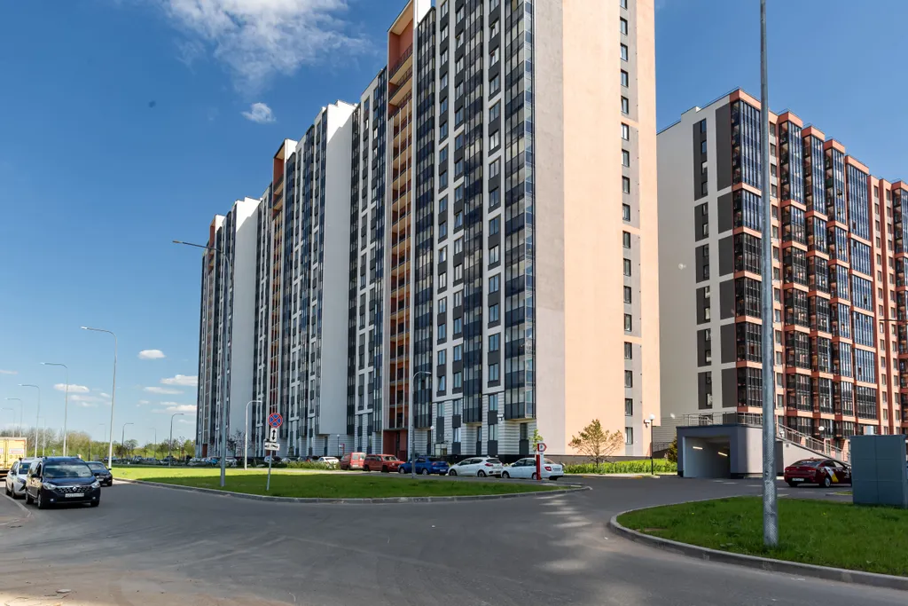 Дизайнерская евродвушка рядом с метро Комендантский проспект