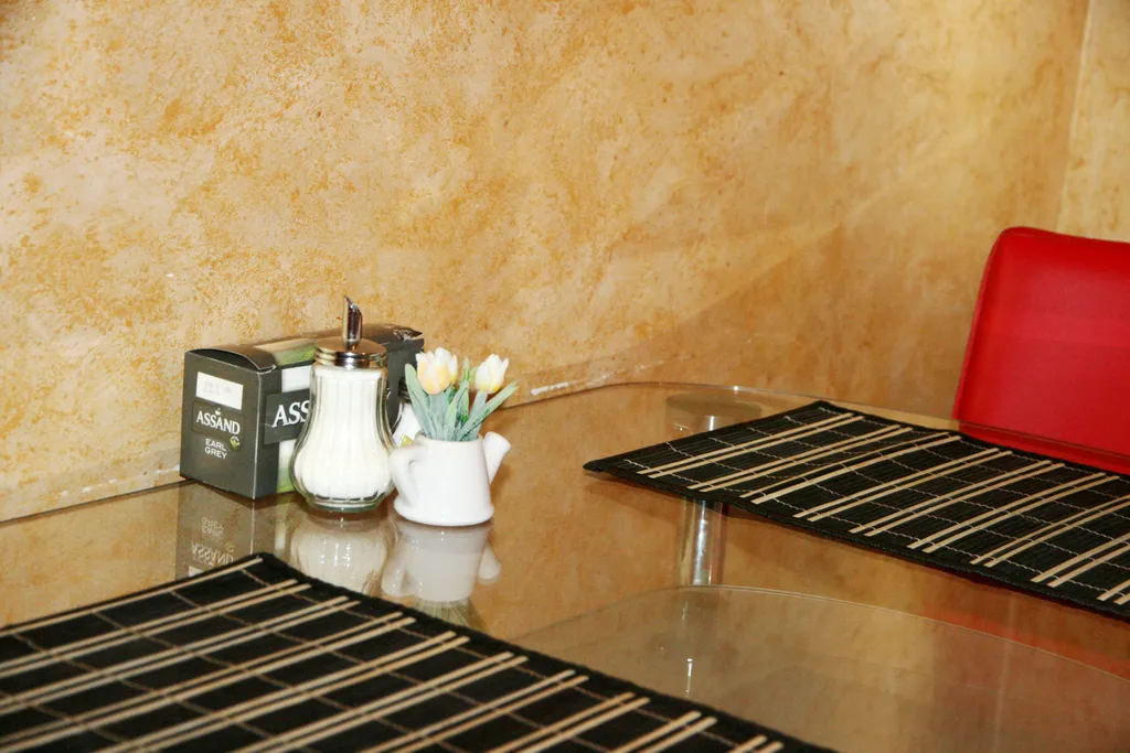 Однокомнатная около Универсама-1