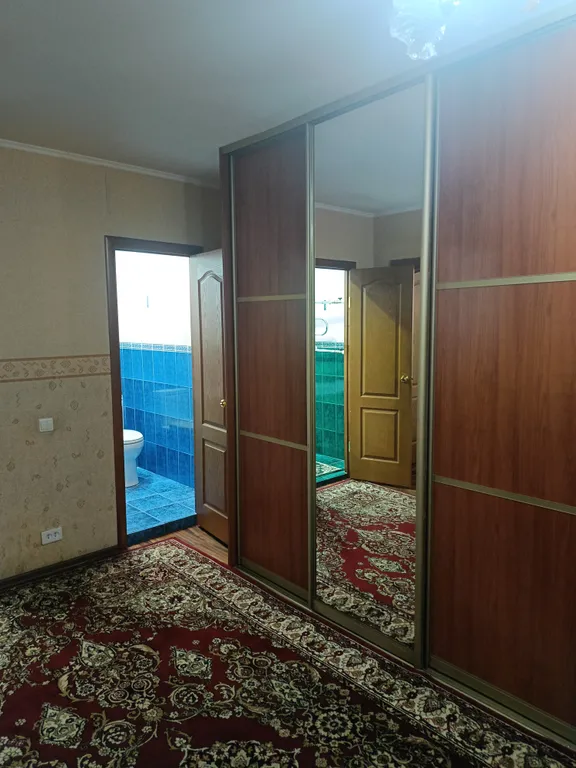 Просторная, чистая 2-х комнатная квартира.