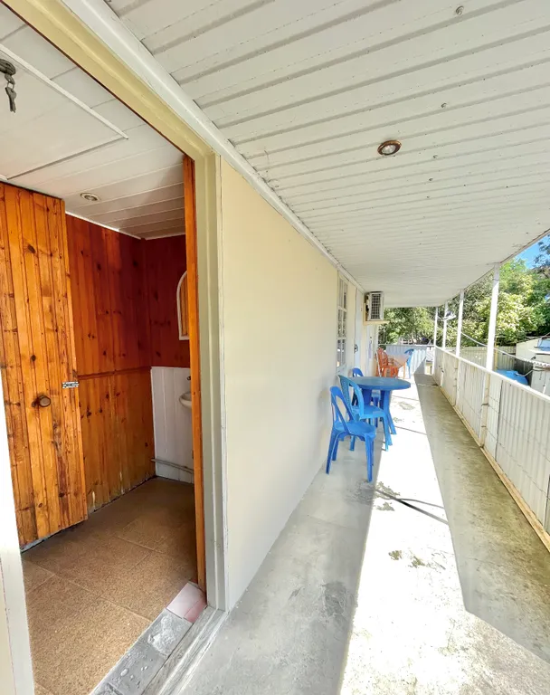 Трехместный эконом с двухспальной кроватью