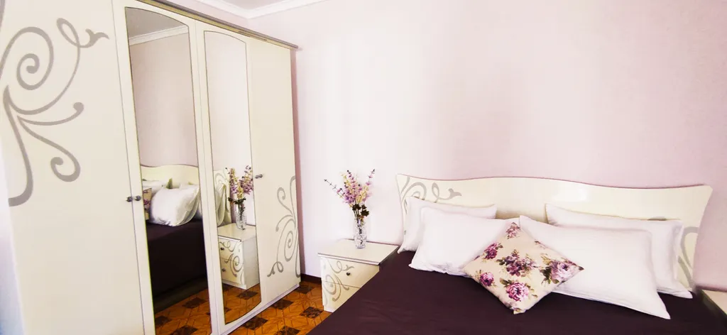 Коттедж с видом на бассейн