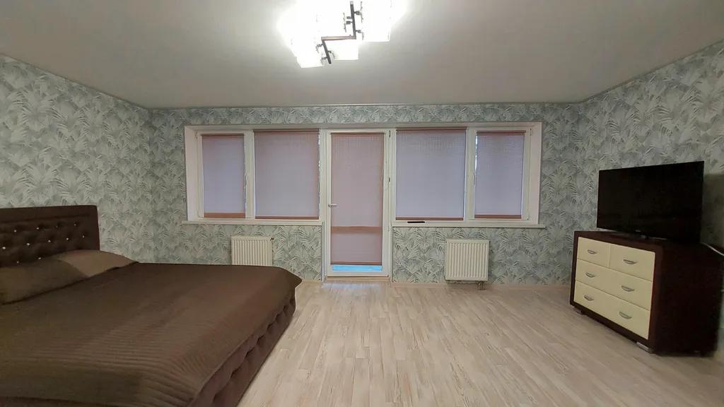 Большая уютная квартира с видом на море