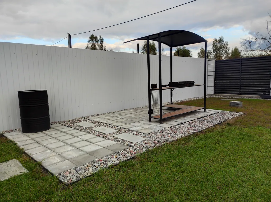 Дом рядом с побережьем