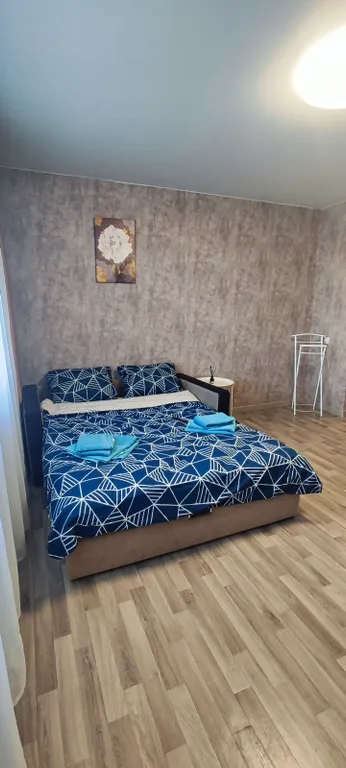 Студия с видом на озеро