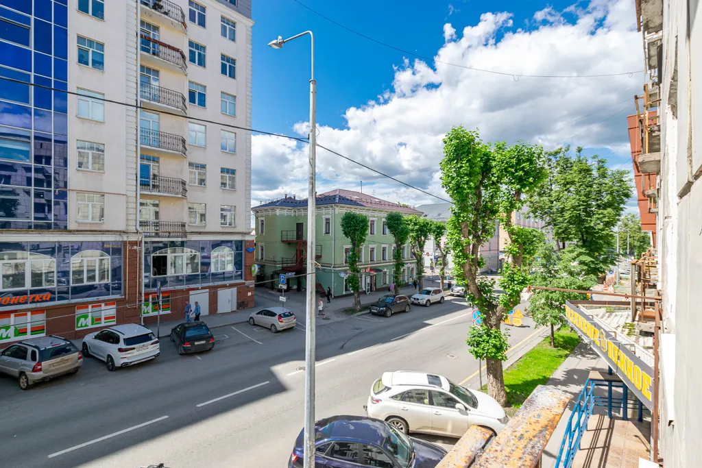 Уютная квартира с кондиционером рядом с Театром оперы и балета