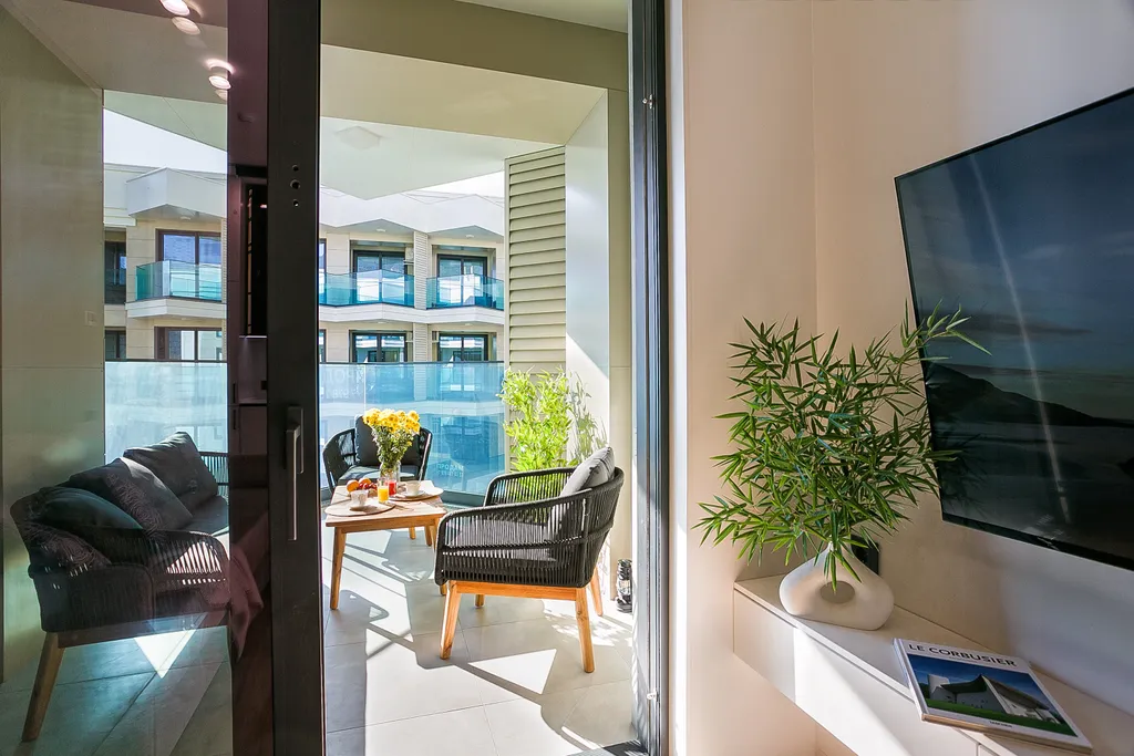 Стильная квартира Чайка с видом на море