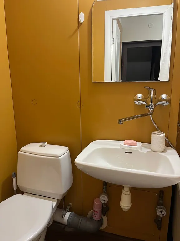 Аккуратная, стильная квартира на 2 этаже, близко к центру