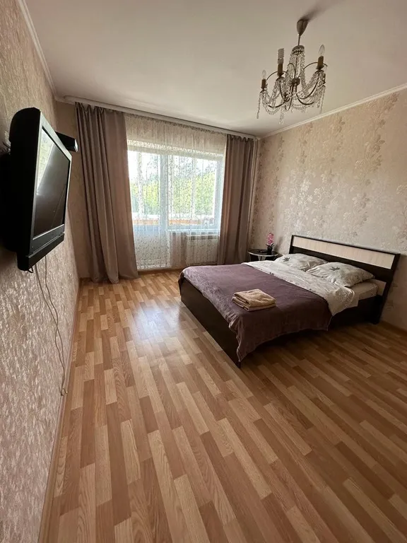 Уютная солнечная квартира в районе вокзала — аренда посуточно в Шадринск