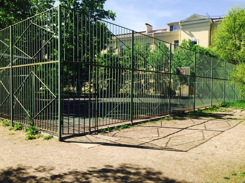 Avrora 3br apartment