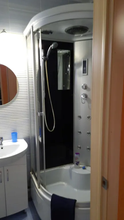 Уютная квартира в центре города напротив реки Миасс