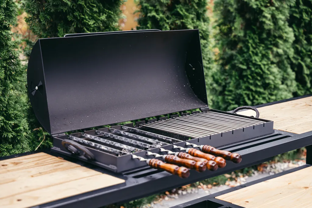 Дом с баней и купелью около Минского моря