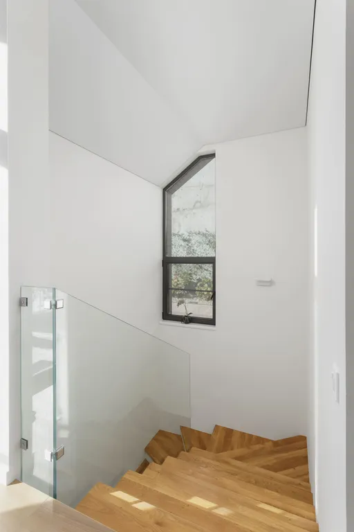 Коттедж Уникальный дом архитектора с видом на горы — Барановка