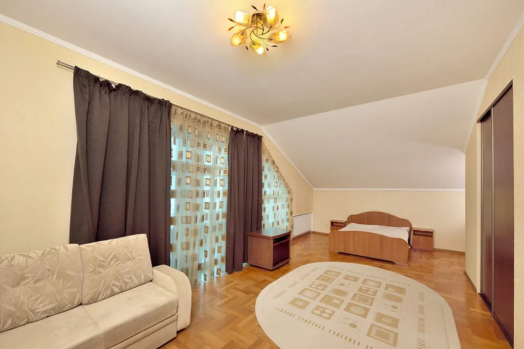 Уютный коттедж с видом на горы