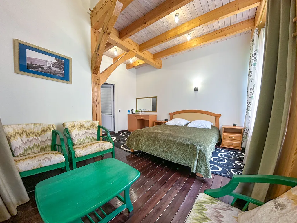 Комната в эко комплексе Лаура