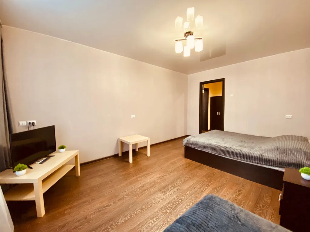 Двухкомнатная квартира на Ореховой 5