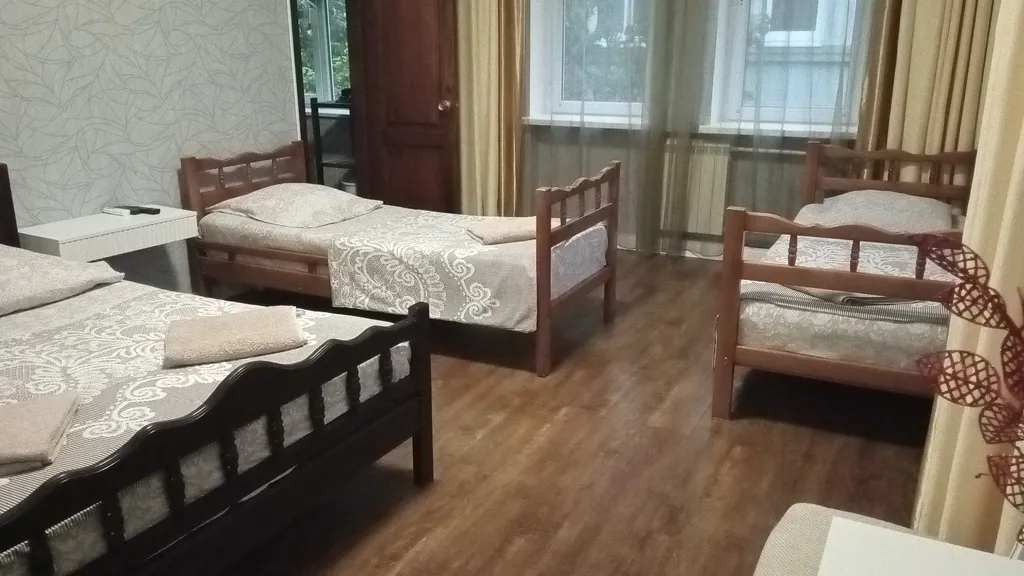 Комната с удобствами с видом на горы и лес