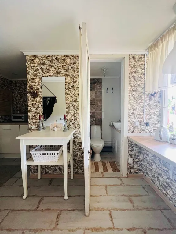 Уютная студия с выходом в сад