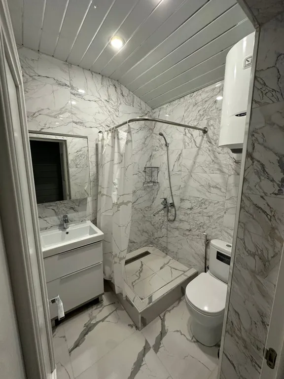 Домик на берегу моря