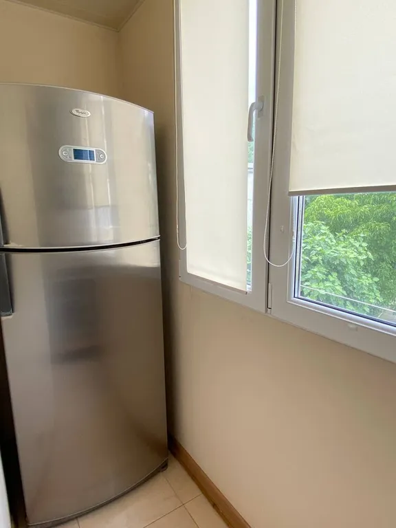 Двухкомнатная квартира с большой лоджией в центре курорта Небуг